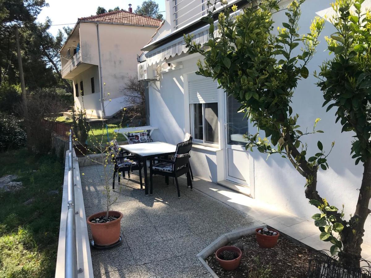 Tona Apartments Трогир Экстерьер фото