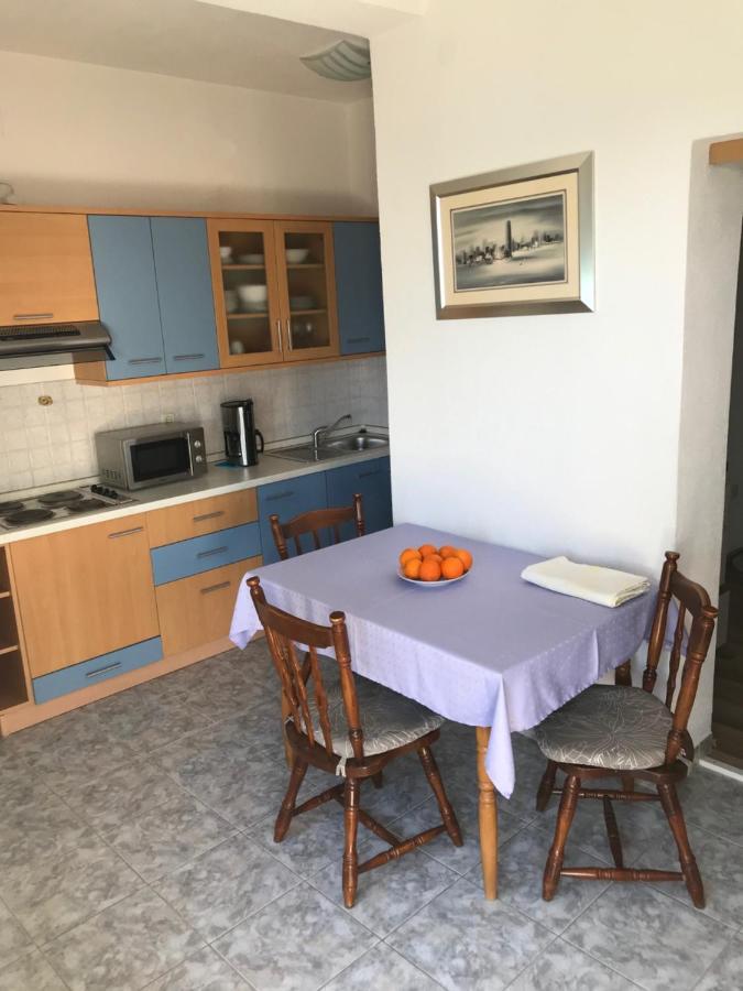 Tona Apartments Трогир Экстерьер фото